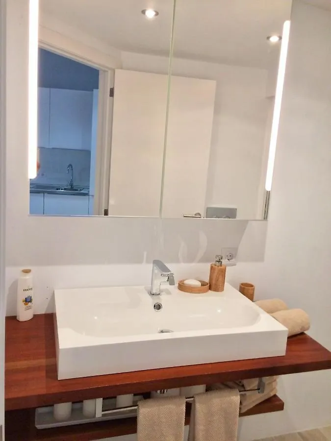 Apartahotel Hotel-Apartment Modern Studio Palma de Mallorca España